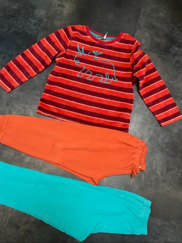 Pyjama dinosaure 6 ans 3 pièces dépareillées - photo numéro 2