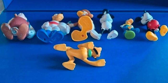Lot figurines *personnages dessins animés Disney* - photo numéro 18