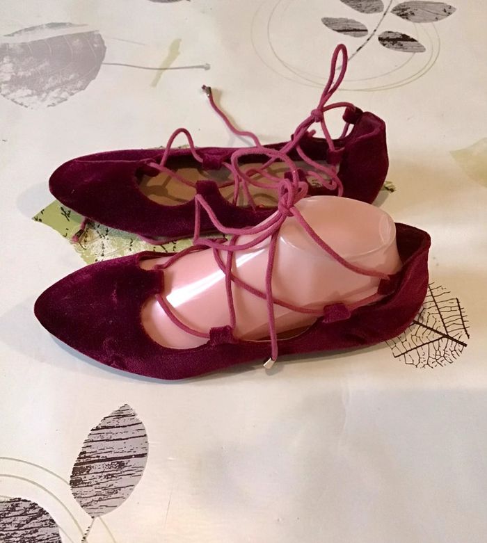Chaussures plate velours bordeaux avec laçage taille 38 - photo numéro 3