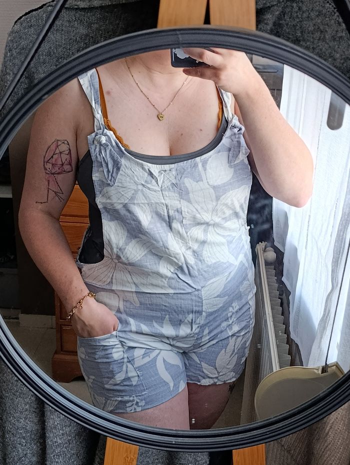 Combishort Salopette short d'été fleurie Kiwi+punch - photo numéro 2