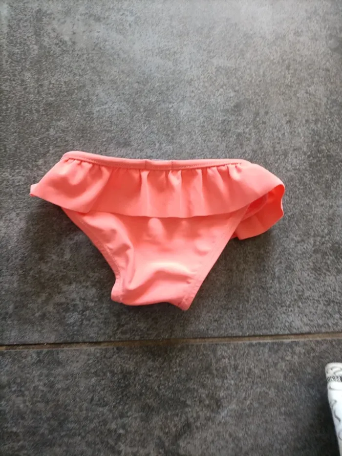 Maillot de bain - photo numéro 3