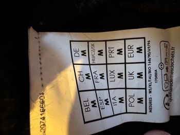 Pull col V noir,  femme