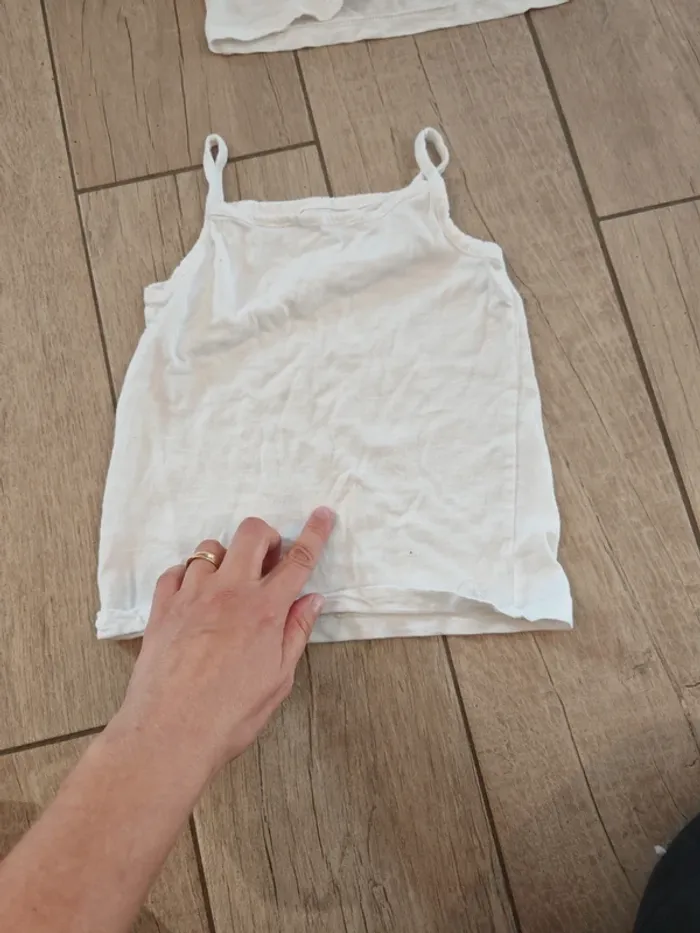 Lot de vêtements taille 2/3 ans tachés - photo numéro 12