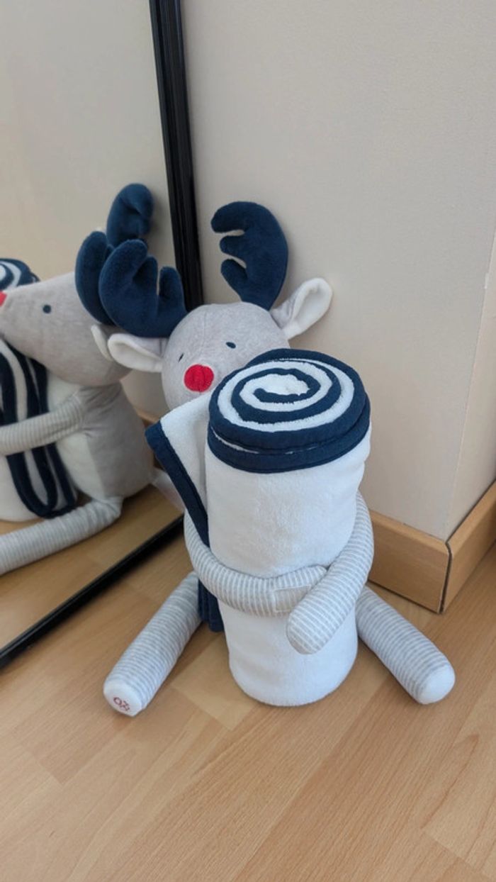 Peluche + petite couverture okaidi