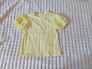 Tshirt à brodé fille 6ans Zara 💛🌼
