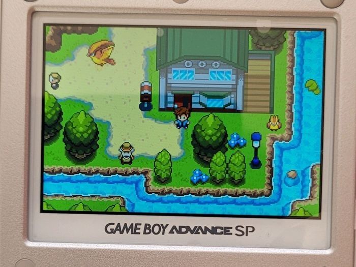 Pokémon Version Eclat Pourpre V2 gba - photo numéro 2