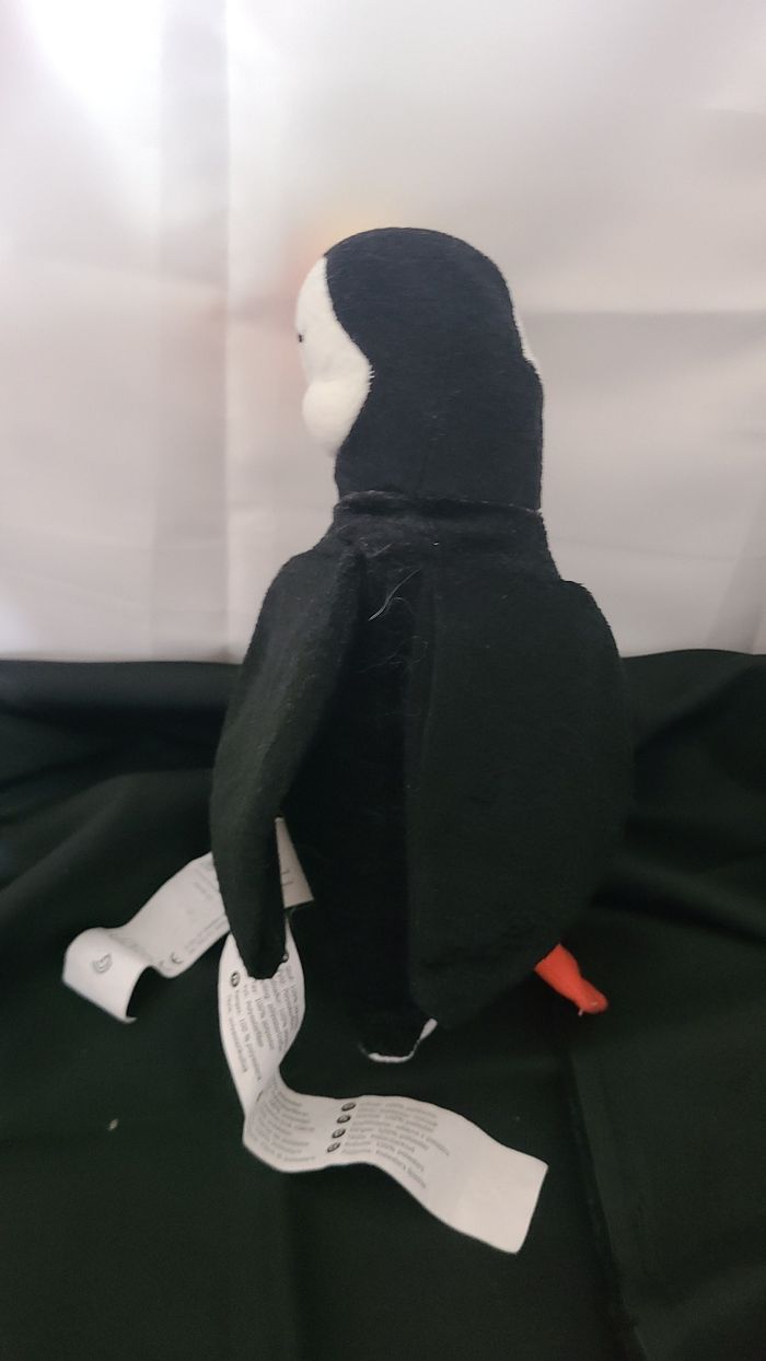 pingouin IKEA doudou en peluche noir et blanc - photo numéro 3