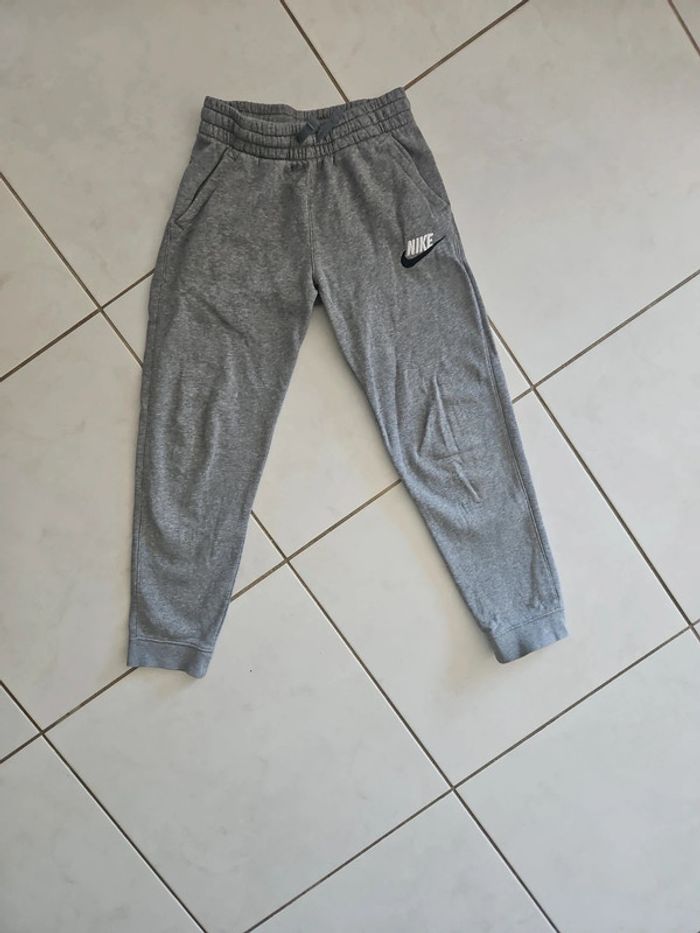 Pantalon de survêtement nike 10/12 ans cont6 - photo numéro 2