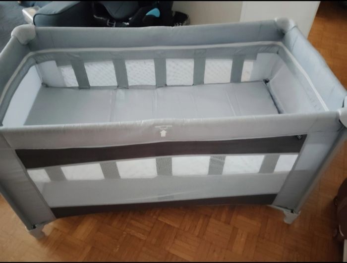 Lit parapluie - photo numéro 2