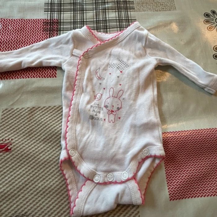 Body fille 01 mois - photo numéro 3