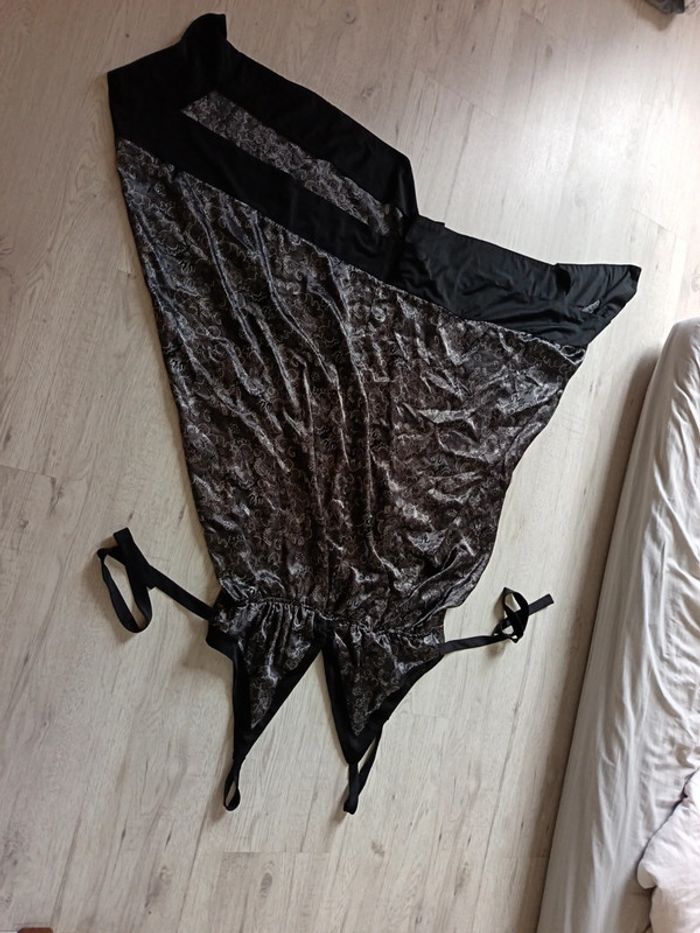 Robe femme T 48 - photo numéro 2