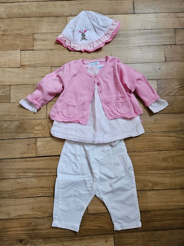 Joli ensemble fille 6 mois - photo numéro 3