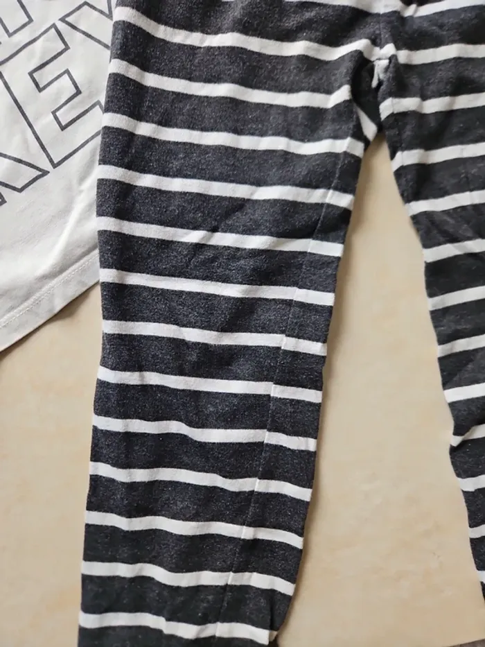 Pyjama Mickey 6 ans - photo numéro 3
