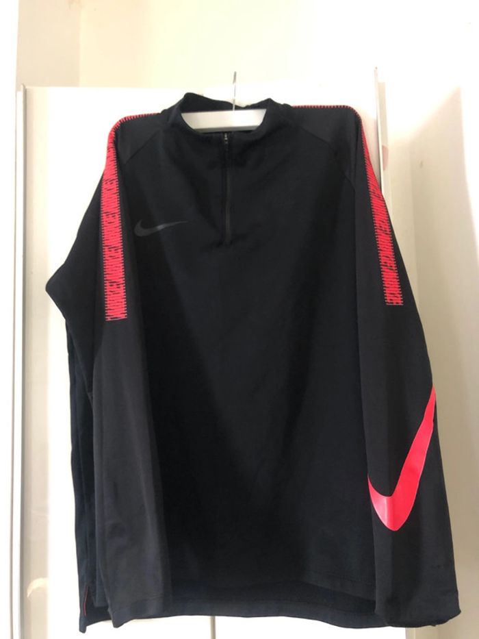 Haut de survêtement Nike . Taille M