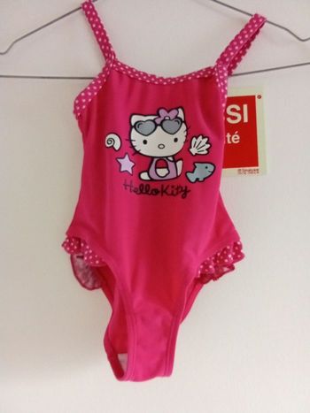 Maillot de bain rose Hello Kitty 1 pièce 3 ans fille