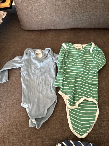 Lot 2 body plus T-shirt offert