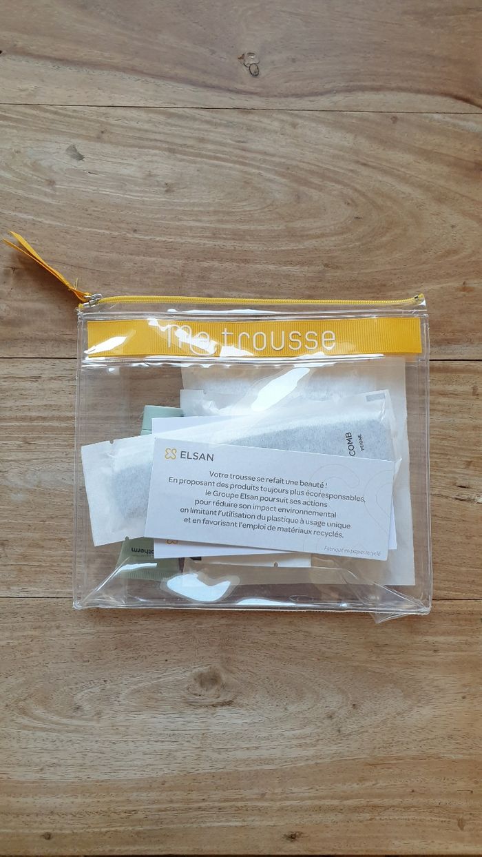 Neuf trousse Elsan masque bouchons mouchoir peigne crème main crayon feuilles - photo numéro 2