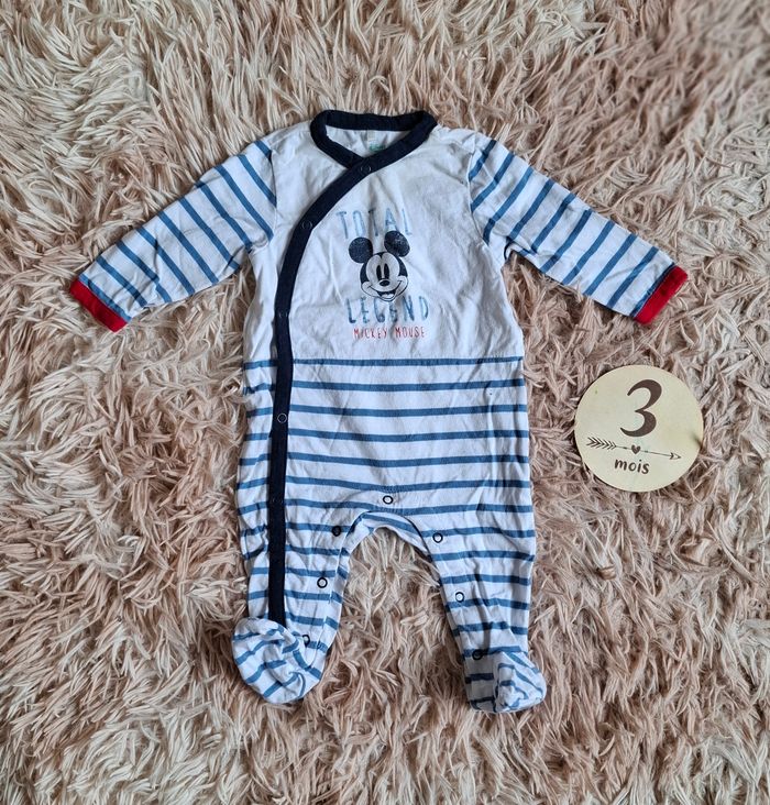 Pyjama mickey - photo numéro 1