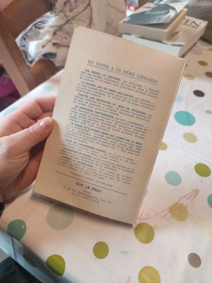 Le nouveau secrétaire - photo numéro 2