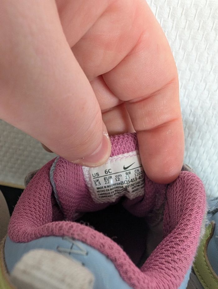 Baskets - Nike - 22 - photo numéro 6
