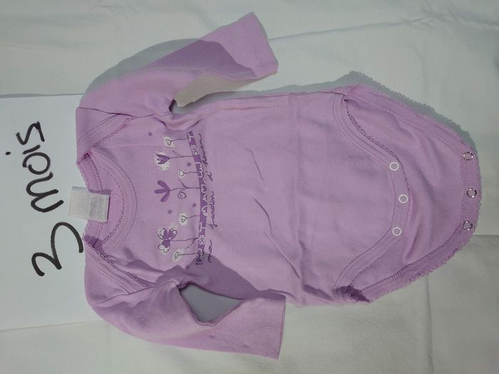 lot de 7 bodies 3 mois - photo numéro 4