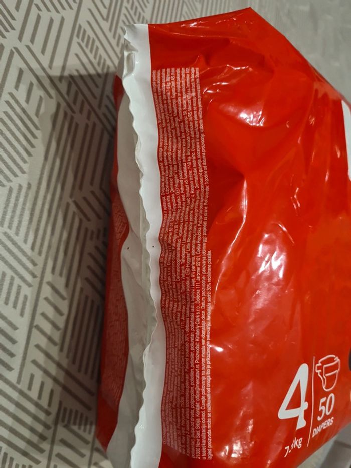 Sachet de 50 couches taille 4 huggies - photo numéro 4