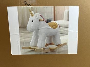 Licorne à bascule Hauteur 70 cm x Largeur 58 cm x Profondeur 28 cm Neuf dans son carton