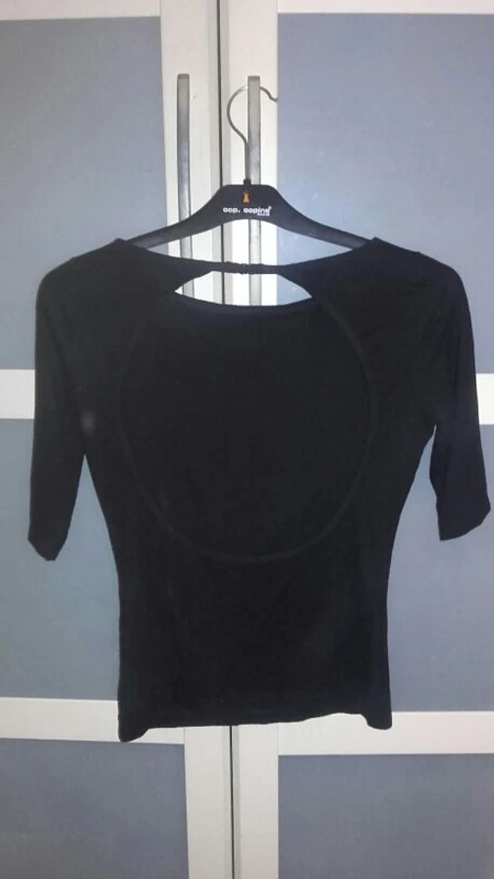 Tee shirt dos nu rond noir