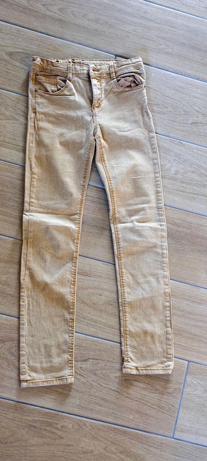 Jeans tape à l'oeil 14 ans
