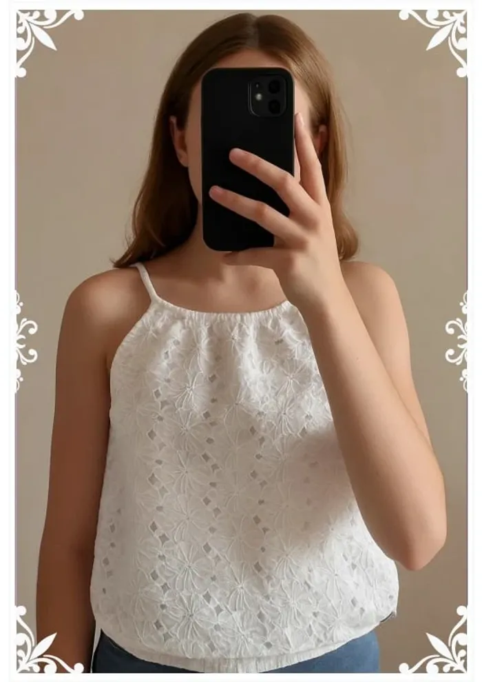 🤍 Blouse blanche Tenezis 8 ans  Élégance en dentelle ! 🤍 - photo numéro 2