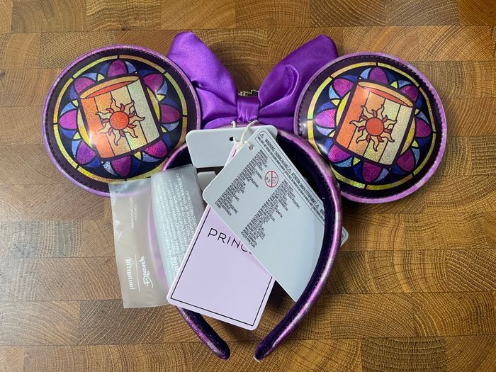 Ears Raiponce Loungefly collection stained glass - photo numéro 2