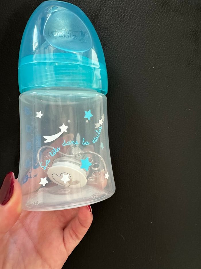 Biberon - photo numéro 2