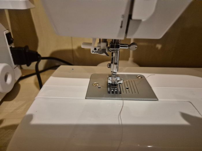 Machine à coudre singer - photo numéro 3