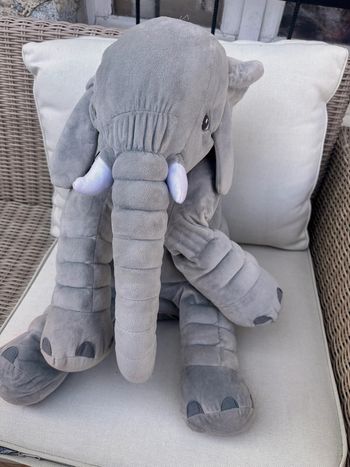 Peluche éléphant