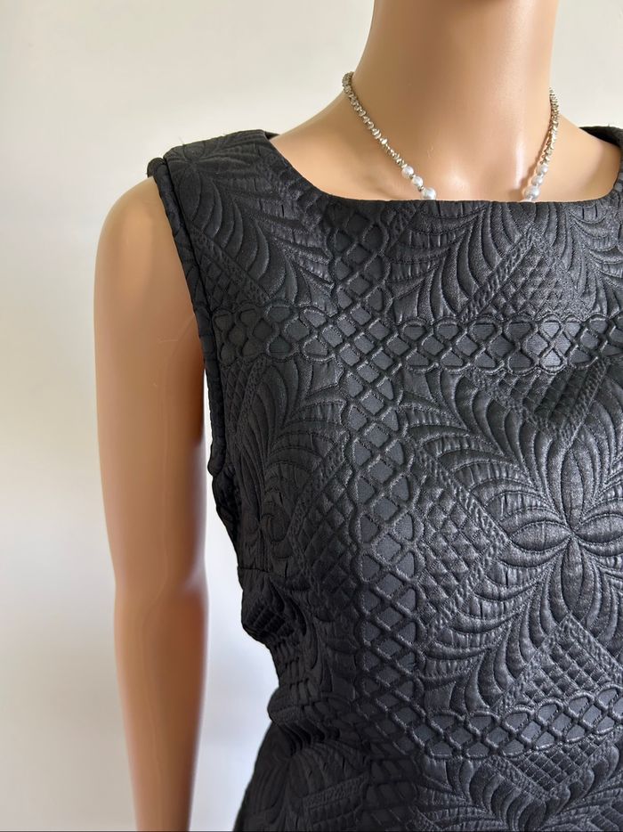 Robe noire sans manches Naf Naf taille 38 jamais portée - photo numéro 4