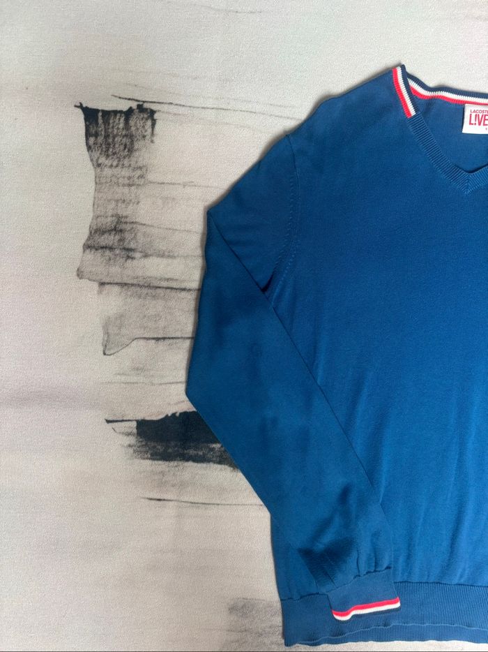Pull Lacoste bleu ciel à col V tricolore taille L - photo numéro 5