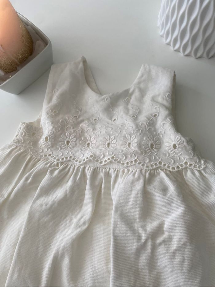 Lot jolies robes de qualité - photo numéro 9