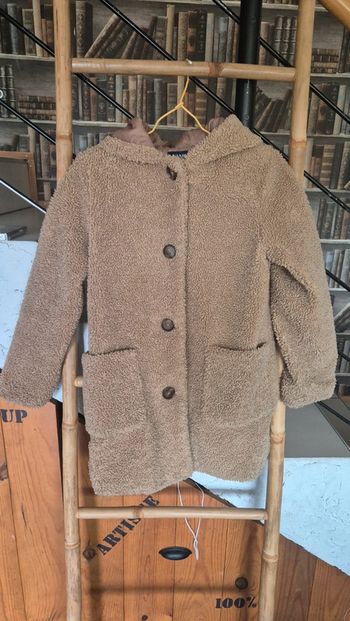 Manteau / parka en teddy mi longue beige Kiabi 💋 12 ans