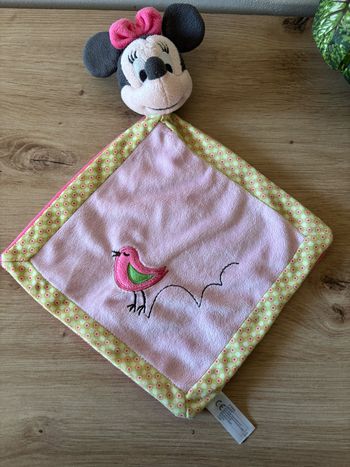 Doudou plat minnie rose oiseau brodé Disney nicotoy