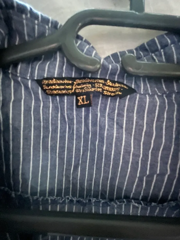 Chemise Stradivarius bleu à rayures blanches – T.XL - photo numéro 2