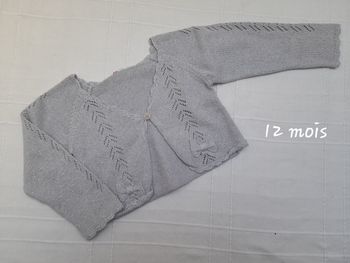 Gilet fille 12 mois .