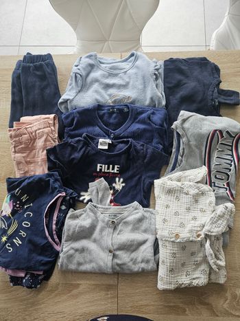 Lot fîle 4 ans Betsy