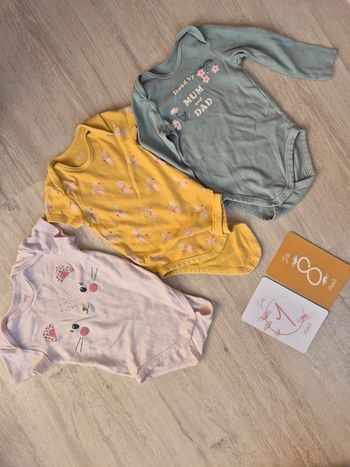 Lot de 3 bodies C&A 18 mois 86cm