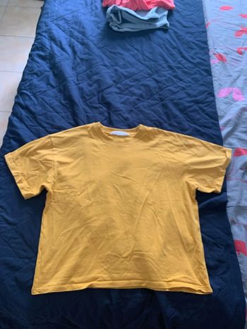 T-shirt jaune moutarde