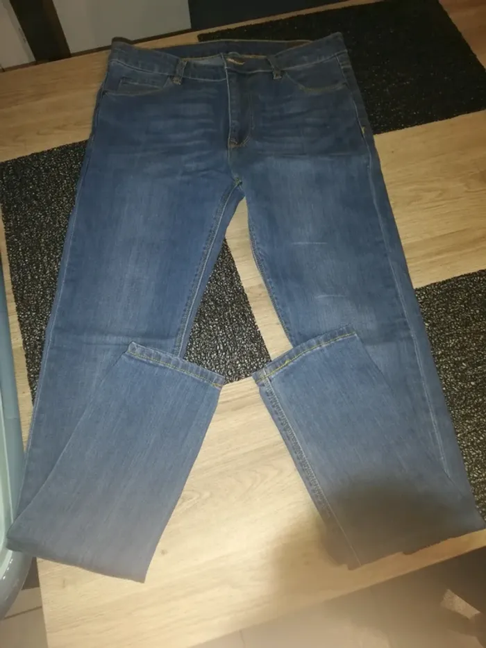 Jeans homme T. 38 Asos