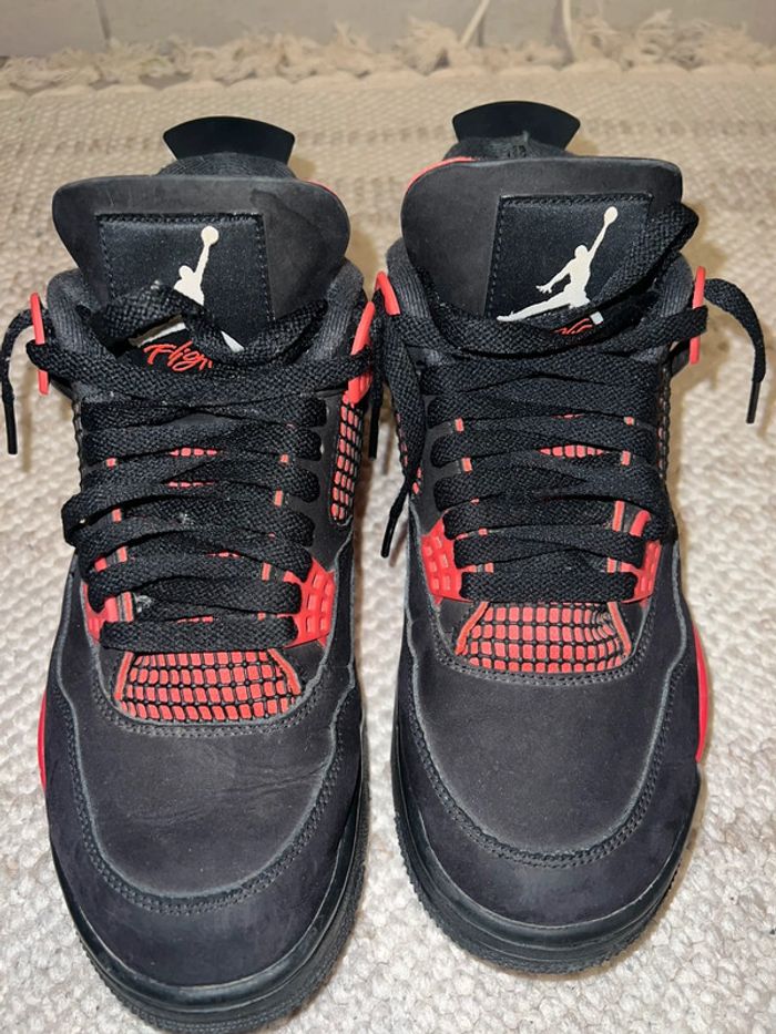 Air Jordan 4 red thunder