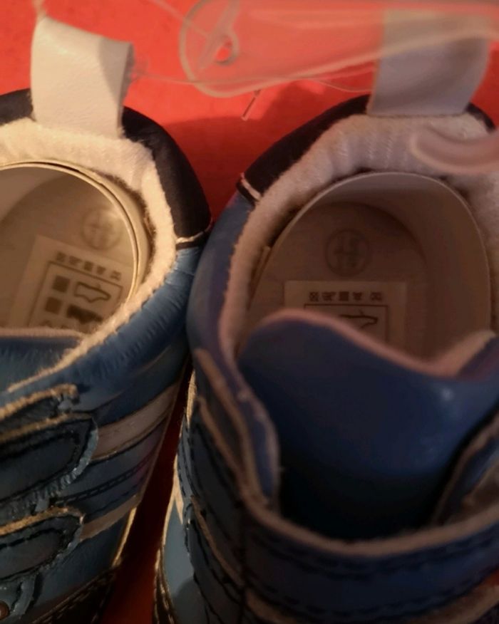 Chaussures neuves souples - photo numéro 3