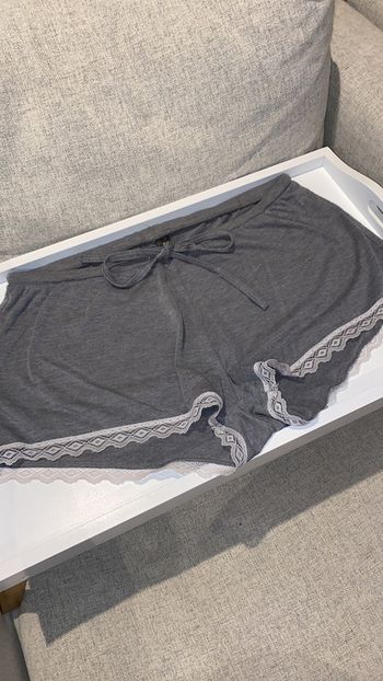 Short pyjama