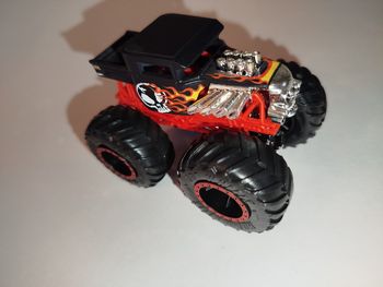 Wheels Monster Truck Bone Shaker 2023