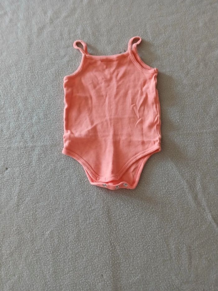Lot bodies été 9 mois - photo numéro 6